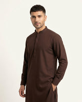 Vigo Star Dark Brown model standing front portrait